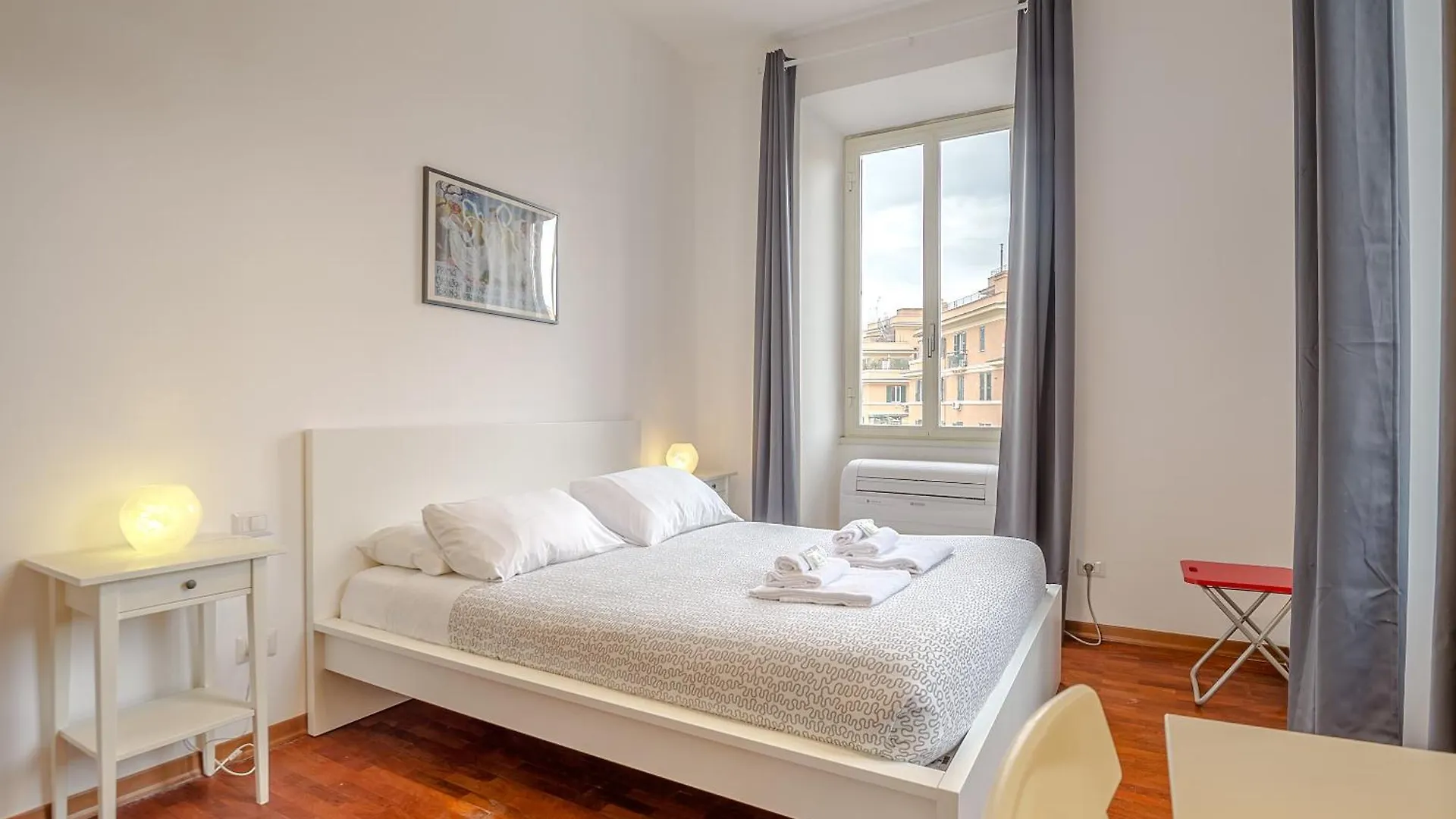 Candia Cento Apartment Vatican Museums Rom Italien