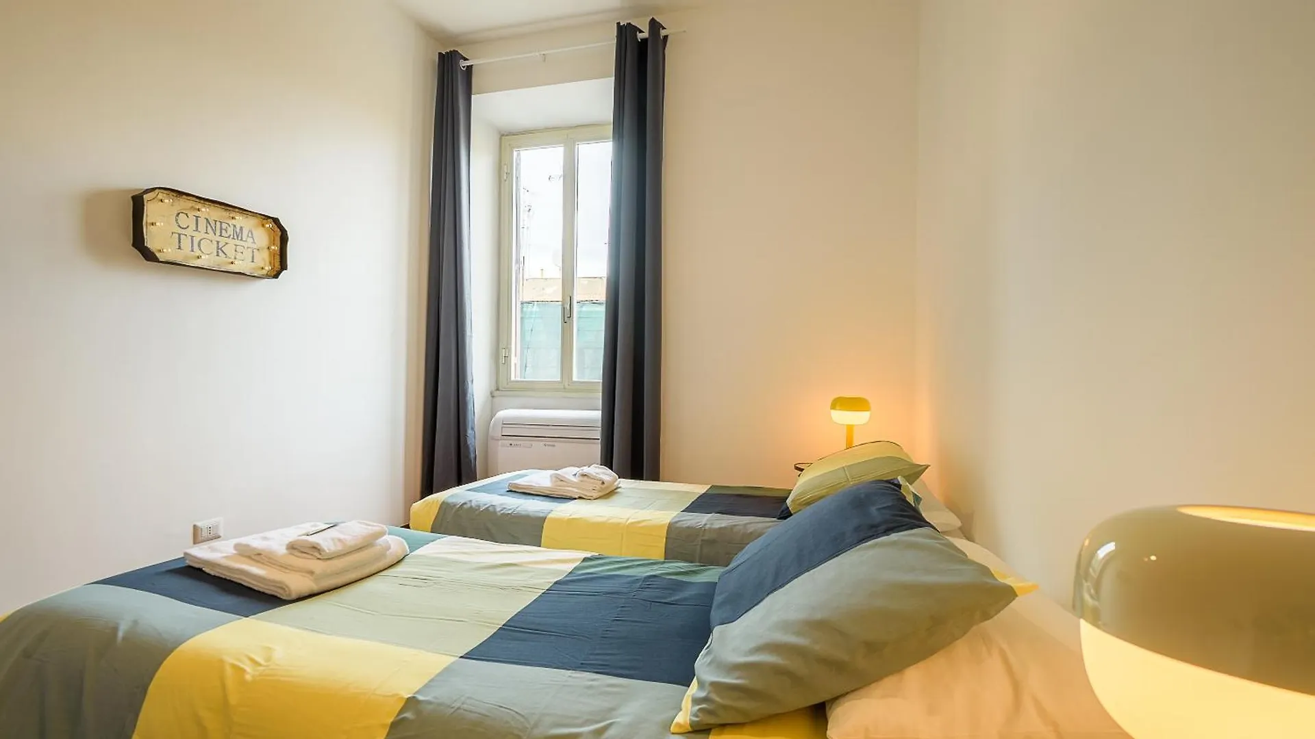 Candia Cento Apartment Vatican Museums Rom