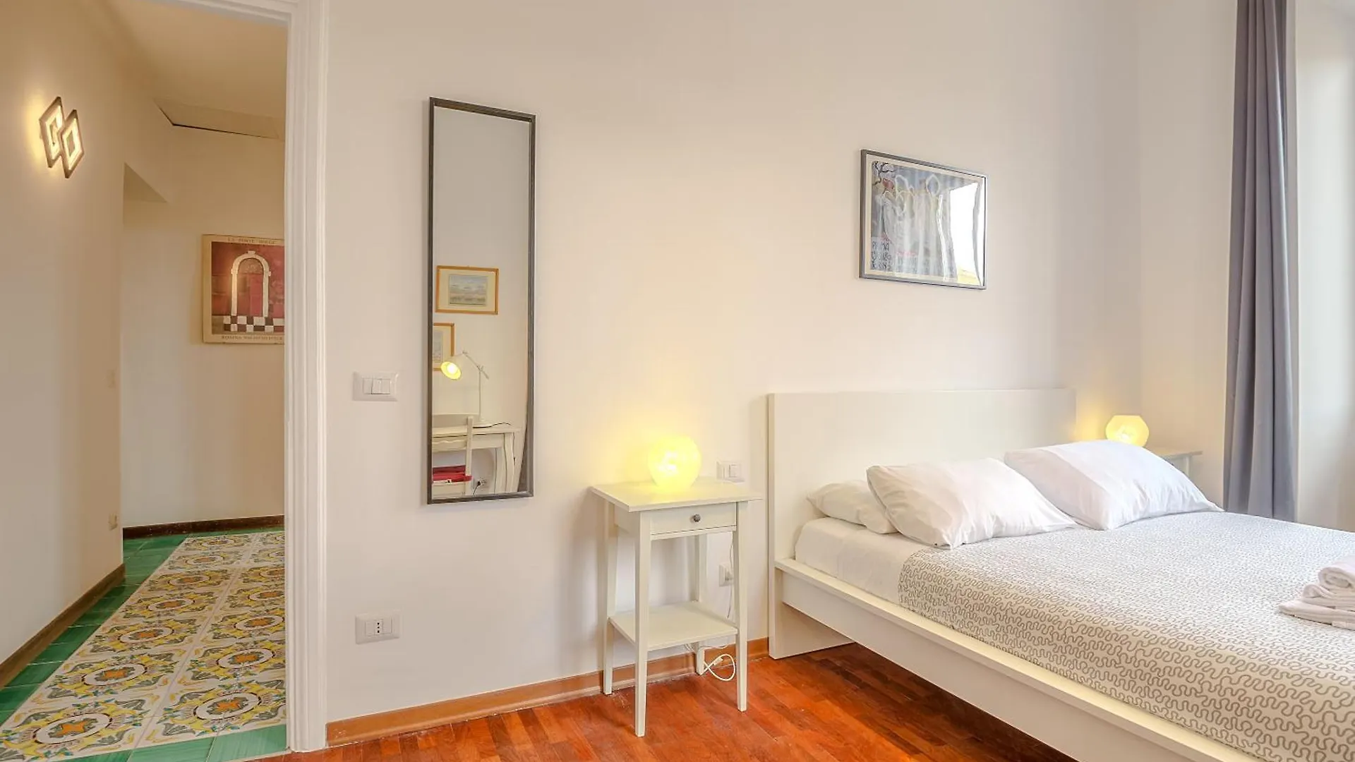 Candia Cento Apartment Vatican Museums Rom