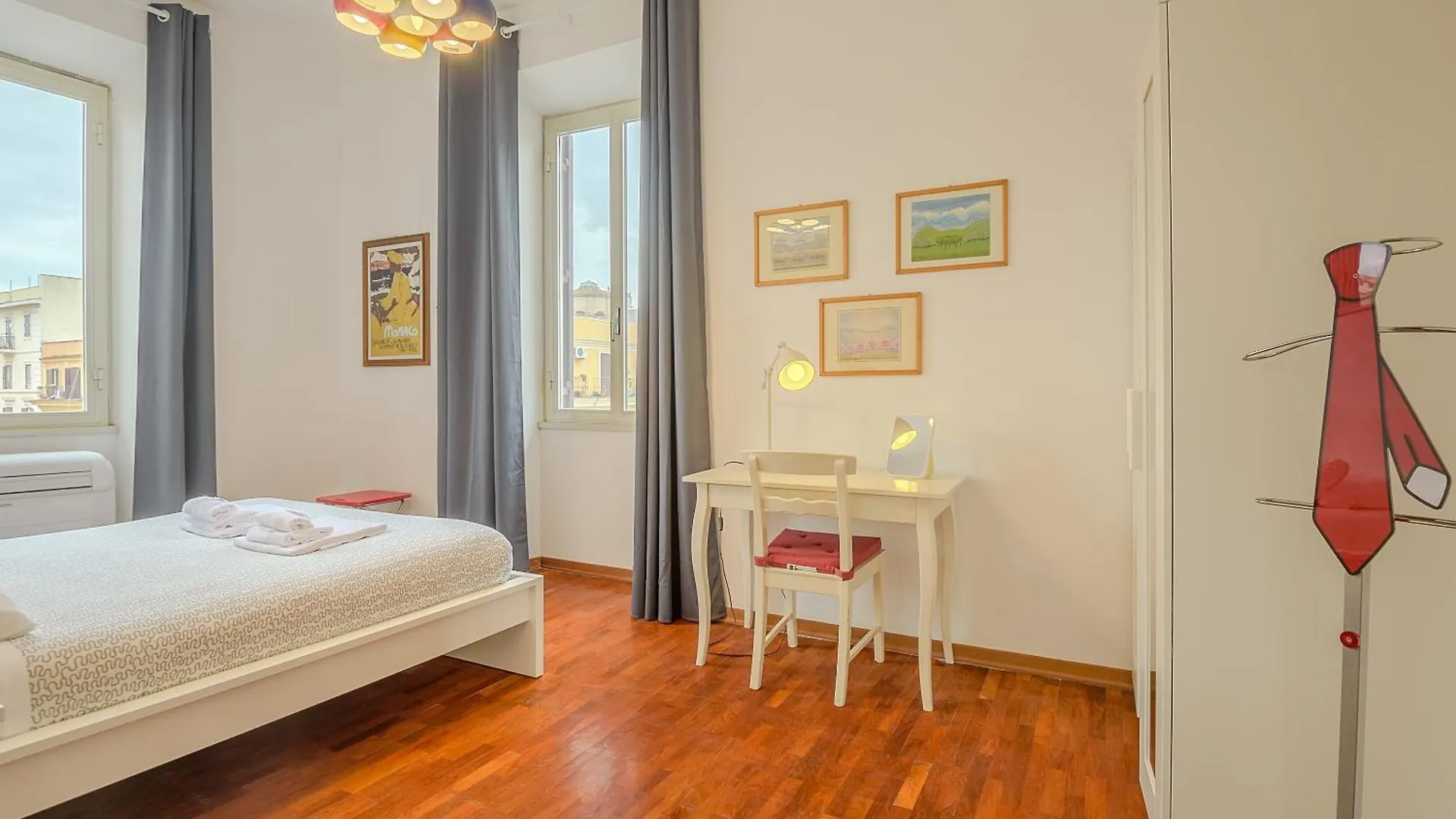 Candia Cento Apartment Vatican Museums Rom